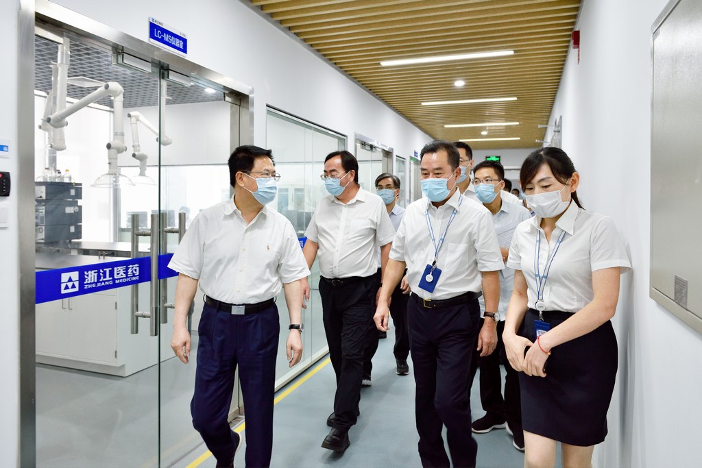 1629339907158064tno2.jpg 研發室參觀1.jpg